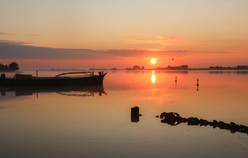 Houseboat Uitzicht Over Veluwemeer, Natuurlokatie, Prachtige Vergezichten Biddinghuizen Exterior foto